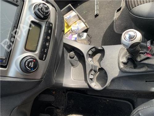 Used Middle console Middle console KIA SPORTAGE II (JE_, KM_) 2.0 CRDi 4WD (140 hp) 33730134 33730134