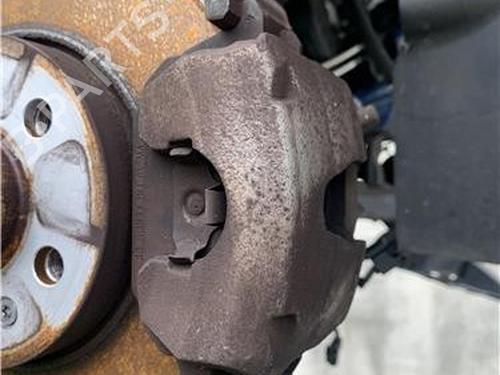 Right front brake caliper SEAT IBIZA V (KJ1, KJG) 1.0 TSI | BP32418505M104 - Image 2