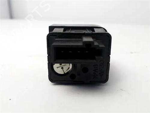 Switch SAAB 9-3 (YS3D) 2.0 Turbo | BP12821786I30 
