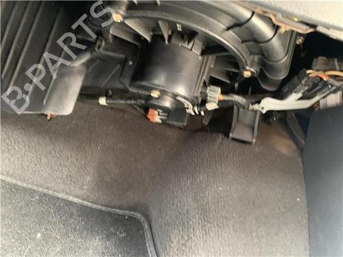 Used Heater blower motor Heater blower motor KIA SPORTAGE II (JE_, KM_) 2.0 CRDi 4WD (140 hp) 33729536 33729536