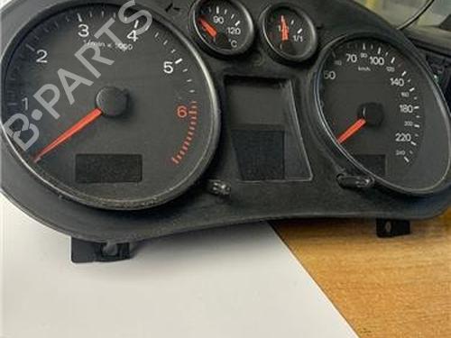 Cockpit AUDI A2 (8Z0) 1.4 (75 hp) 25718749