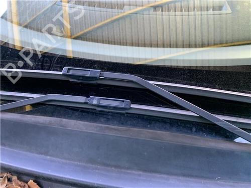 Front windshield wiper arm RENAULT GRAND SCÉNIC III (JZ0/1_) 1.5 dCi (JZ0B, JZ07) | BP32418202C143 