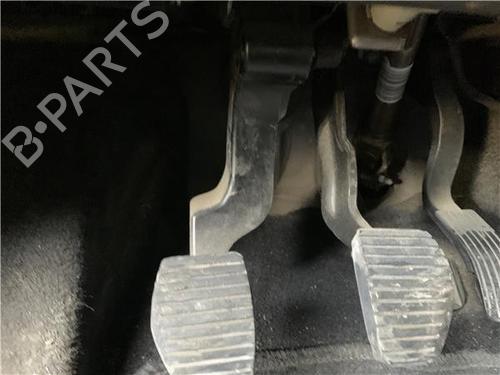 Clutch pedal CITROËN C3 III (SX) 1.2 VTi 82 | BP33288057I13 - Image 5