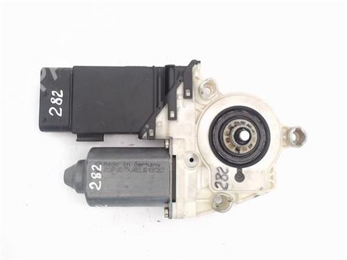 Left front window motor SEAT LEON (1M1)  | BP14343404E21 