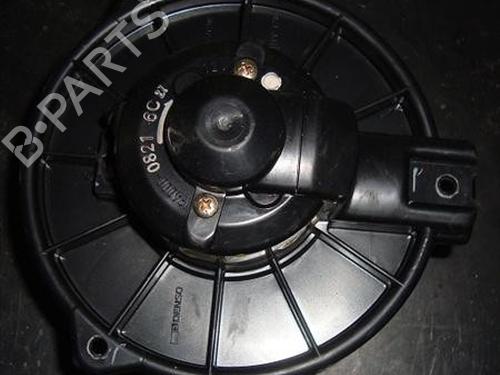 Ventilator motor TOYOTA YARIS (_P1_) 1.0 (SCP10_, SCP10R) (68 hp) 9683338