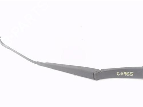 Used Front windshield wiper arm HYUNDAI i30 (FD) [2007-2012]  32394009