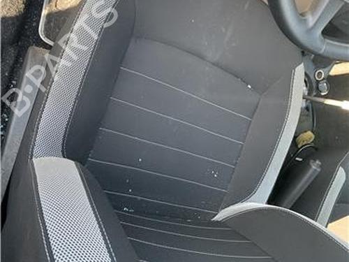 Used Left front seat DACIA SANDERO II 1.0 SCe 75 (B8JC, B8JD, B8NC) (73 hp) 29251119