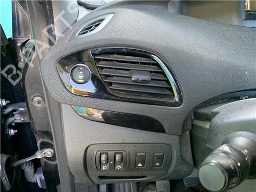 Luftventilen RENAULT GRAND SCÉNIC III (JZ0/1_) 1.5 dCi (JZ0B, JZ07) (106 hp) 32418269