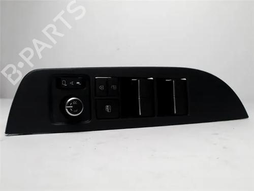 Used Switch TOYOTA COROLLA Hatchback (_E21_, _EA1_, _EH1_) 1.8 Hybrid (ZWE211) (98 hp) 12579782