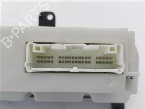 Climate control NISSAN QASHQAI I (J10, NJ10) 1.5 dCi | BP30183025I5