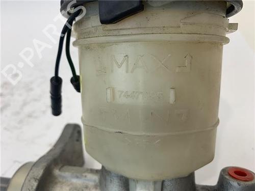 Brake master cylinder ROVER 45 I Saloon (RT)  | BP16073693M77 
