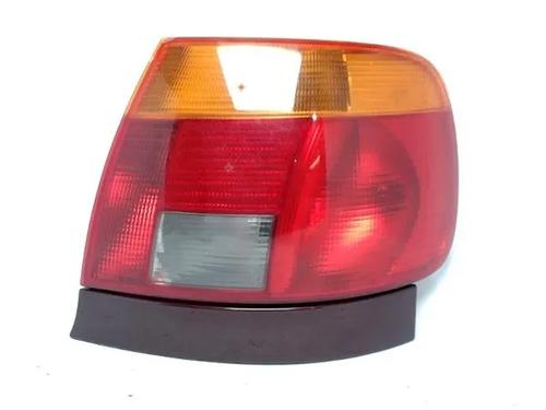 Højre baglygte AUDI A4 B5 (8D2) [1994-2001]  13053286