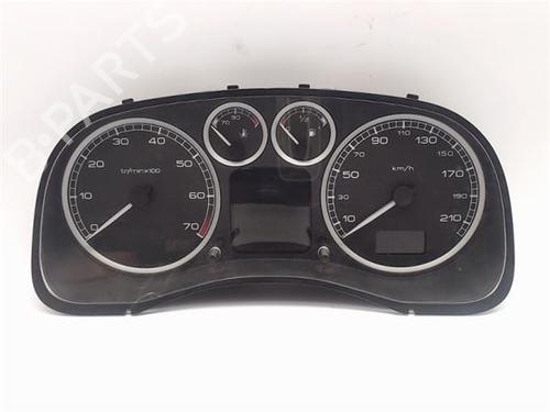 Used Instrument cluster PEUGEOT 307 Break (3E) 2.0 (136 hp) 16935092