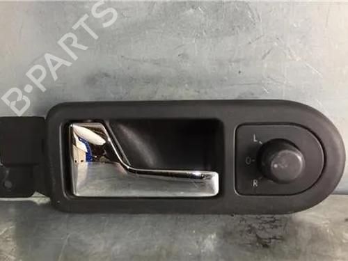 Used Front left interior door handle VW GOLF IV (1J1) 1.9 TDI (110 hp) 14338864