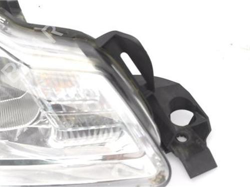 Right headlight CITROËN C3 II (SC_) 1.4 HDi 70 (SC8HZC, SC8HR0, SC8HP4) | BP38177289C29 - Image 3