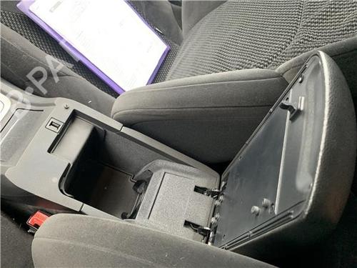 Middle console CITROËN C5 III Break (RW_) 2.0 HDi 140 | BP24473389I22