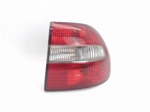 Used Right taillight VOLVO V40 Estate (645) [1995-2004]  13515358