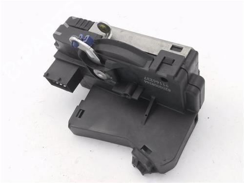 Front left lock NISSAN PRIMASTAR Van (X83) 1.9 dCi 100 | BP30554232C98