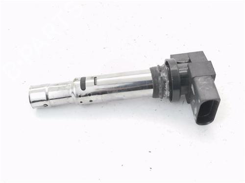 Used Ignition coil VW GOLF IV (1J1) 1.4 16V (75 hp) 26568224