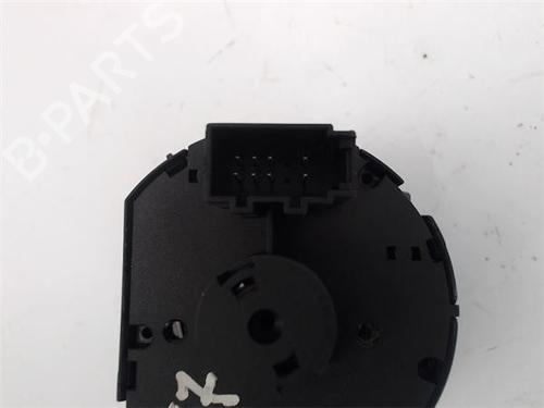 Switch SEAT LEON (5F1)  | BP13043683I30 