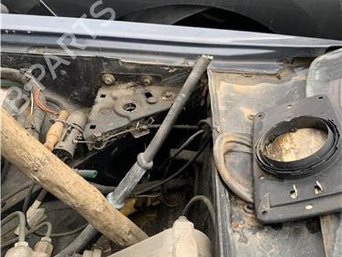 hood-lock-jaguar-xj-xj40-xj81-1986-1987-1988-1989-1990-1991-1992-1993-1994-1995-32419048 main image