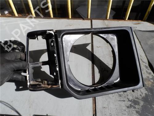 Used Headlight eyebrow MITSUBISHI PAJERO I Canvas Top (L04_G) 2.5 TD (L044G, L049G) (84 hp) 14338405