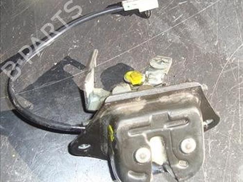 Used Tailgate lock NISSAN ALMERA TINO (V10) 2.2 dCi (115 hp) 26579519