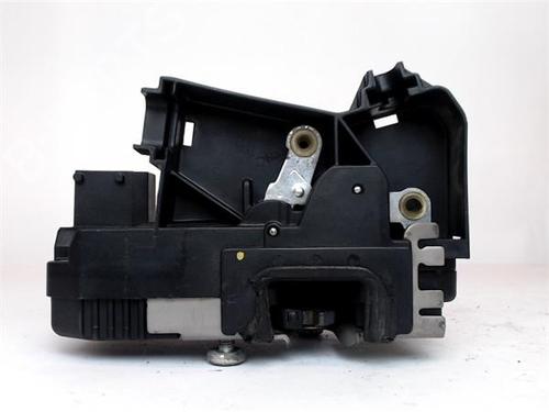 Front left lock NISSAN PRIMASTAR Bus (X83) dCi 140 82000008246