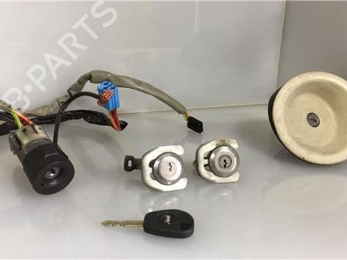 Autre PEUGEOT PARTNER Box Body/MPV (5_, G_) 1.9 D (69 hp) 14339341