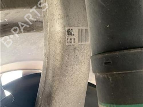 Left front steering knuckle LEXUS IS II (_E2_) 220d (ALE20) | BP32417265M25