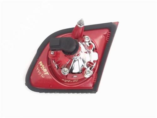 Left tailgate light VW PASSAT B6 (3C2) 2.0 TDI 16V | BP16574276C79 
