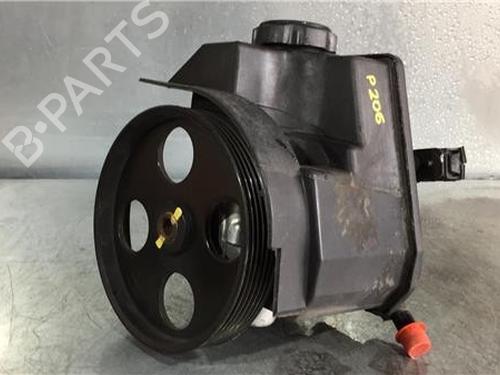 Used Steering pump PEUGEOT 206 Hatchback (2A/C) [1998-2012]  13396468