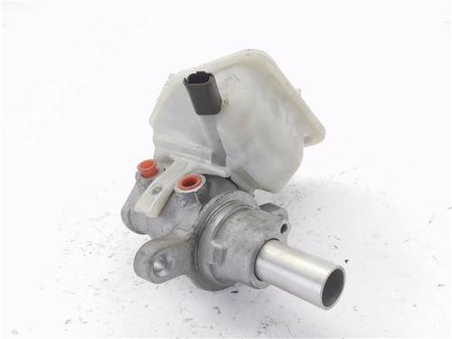 Used Brake master cylinder Brake master cylinder 37260904 37260904