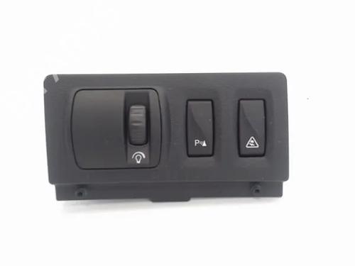 Used Switch RENAULT LAGUNA III (BT0/1) 2.0 dCi (BT01, BT08, BT09, BT0E, BT0K, BT12, BT1C, BT1D,... (150 hp) 15517693