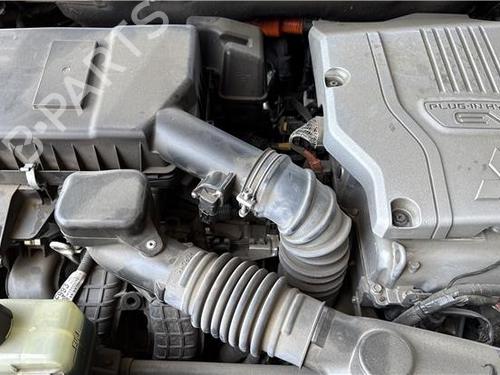 Used Exhaust manifold Exhaust manifold MITSUBISHI OUTLANDER III (GG_W, GF_W, ZJ, ZL, ZK) Plug-in Hybrid (GG2W) (200 hp) 29135194 29135194