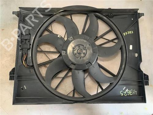 Used Radiator fan Radiator fan 38177332 38177332