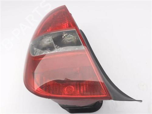 left-taillight-citroen-c5-i-dc_-2001-2002-2003-2004-2005-32162005 main image
