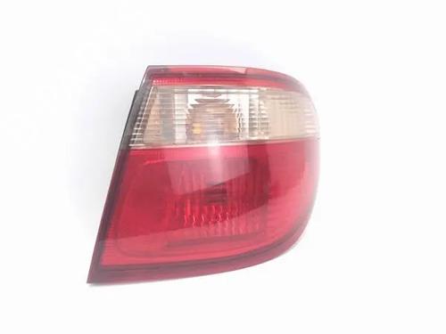 Used Right taillight NISSAN ALMERA II Hatchback (N16) [2000-2025]  18113902
