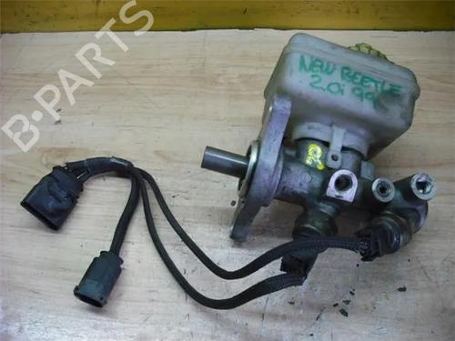 Used Brake master cylinder VW NEW BEETLE (9C1, 1C1) 2.0 (115 hp) 9662821