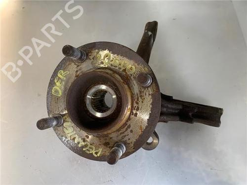 Used Right front steering knuckle NISSAN ALMERA II Hatchback (N16) 1.5 dCi (82 hp) 29574395