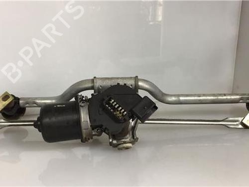 Used Front wiper motor RENAULT CLIO II (BB_, CB_) 1.5 dCi (B/CB07) (65 hp) 11341814