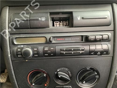 Used Radio Radio SEAT TOLEDO II (1M2) [1998-2006] 26445005 26445005
