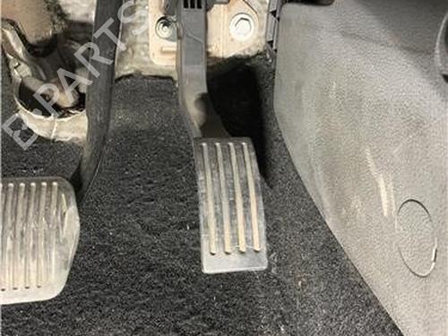 Used Pedal Pedal FORD FOCUS II (DA_, HCP, DP) [2004-2013] 25820929 25820929