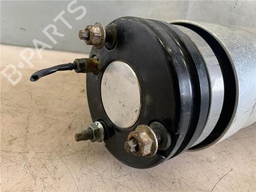 Right front shock absorber LAND ROVER DISCOVERY III (L319) 2.7 TD 4x4 | BP25977326M17 
