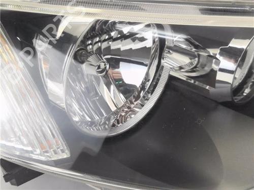 Right headlight MITSUBISHI OUTLANDER II (CW_W) 2.0 DI-D (CW8W) | BP30981001C29 