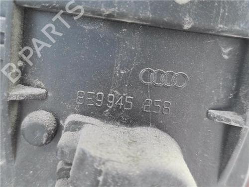 Højre baglygte AUDI A4 B6 Avant (8E5) 1.9 TDI | BP27723104C35 