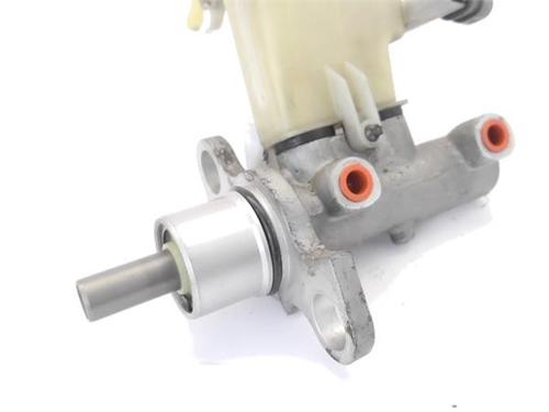 Brake master cylinder SAAB 9-3 (YS3F, E79, D79, D75) 1.9 TiD | BP22633229M77 