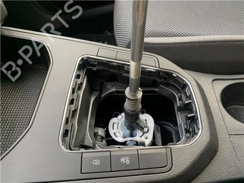 Gear lever SEAT IBIZA V (KJ1, KJG) 1.0 TSI | BP32418494M90