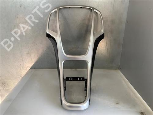 Midtkonsoll OPEL ASTRA J (P10) 1.6 CDTi (68) (110 hp) 31971757