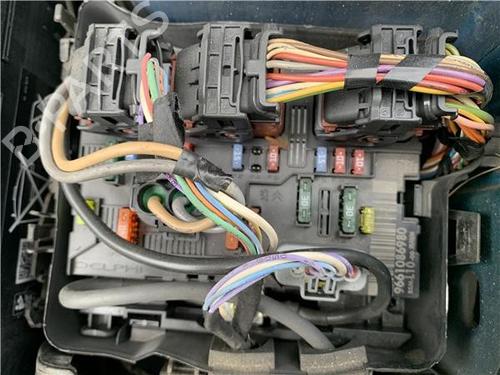 Fuse box PEUGEOT 207 (WA_, WC_) 1.6 HDi | BP32393955E1 